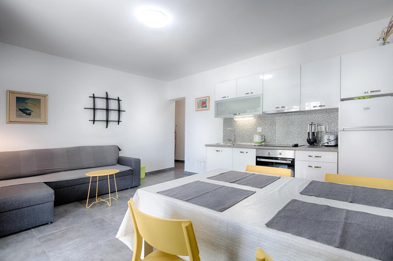 Apartmani Dule Komiža Exterior foto