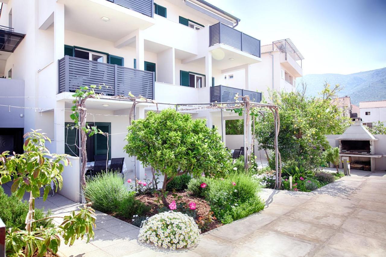 Apartmani Dule Komiža Exterior foto